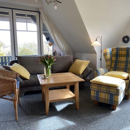 Ferienwohnung Nr 02 Og Spitzboden Born Bagian luar foto