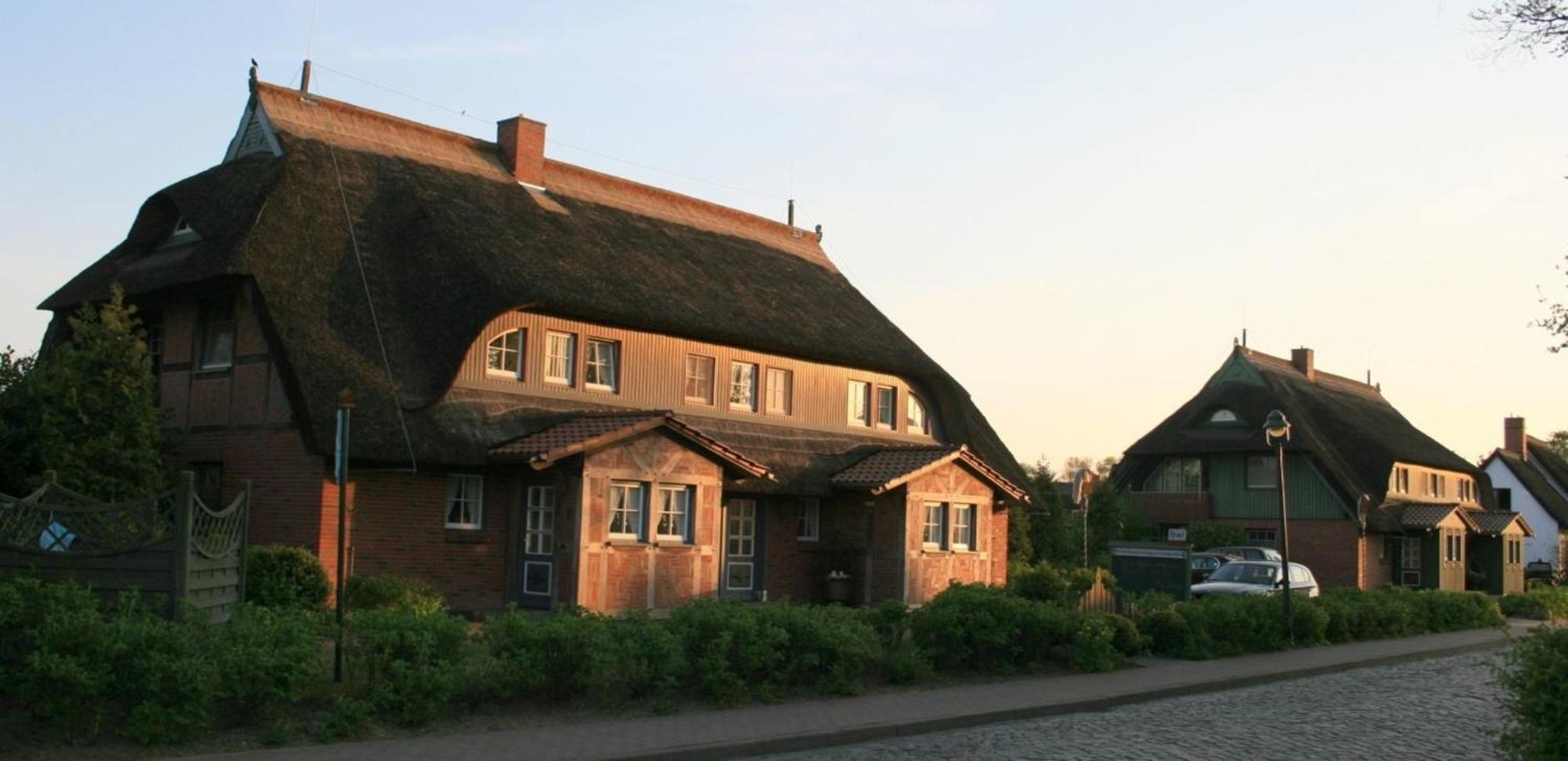 Ferienwohnung Nr 02 Og Spitzboden Born Bagian luar foto